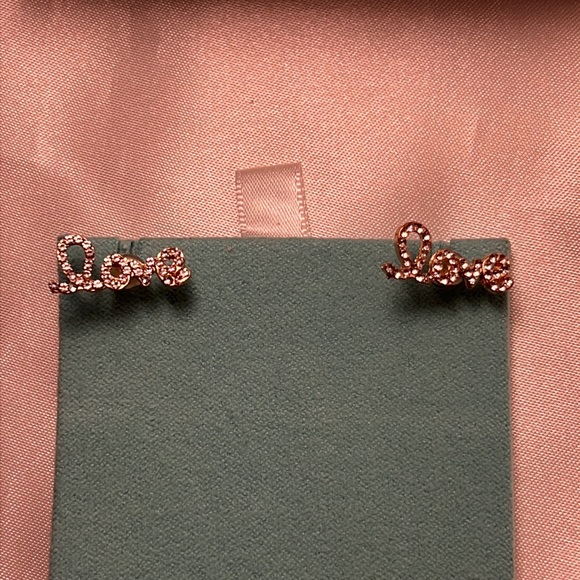 .925 sterling silver LOVE earrings - Picture 2 of 2